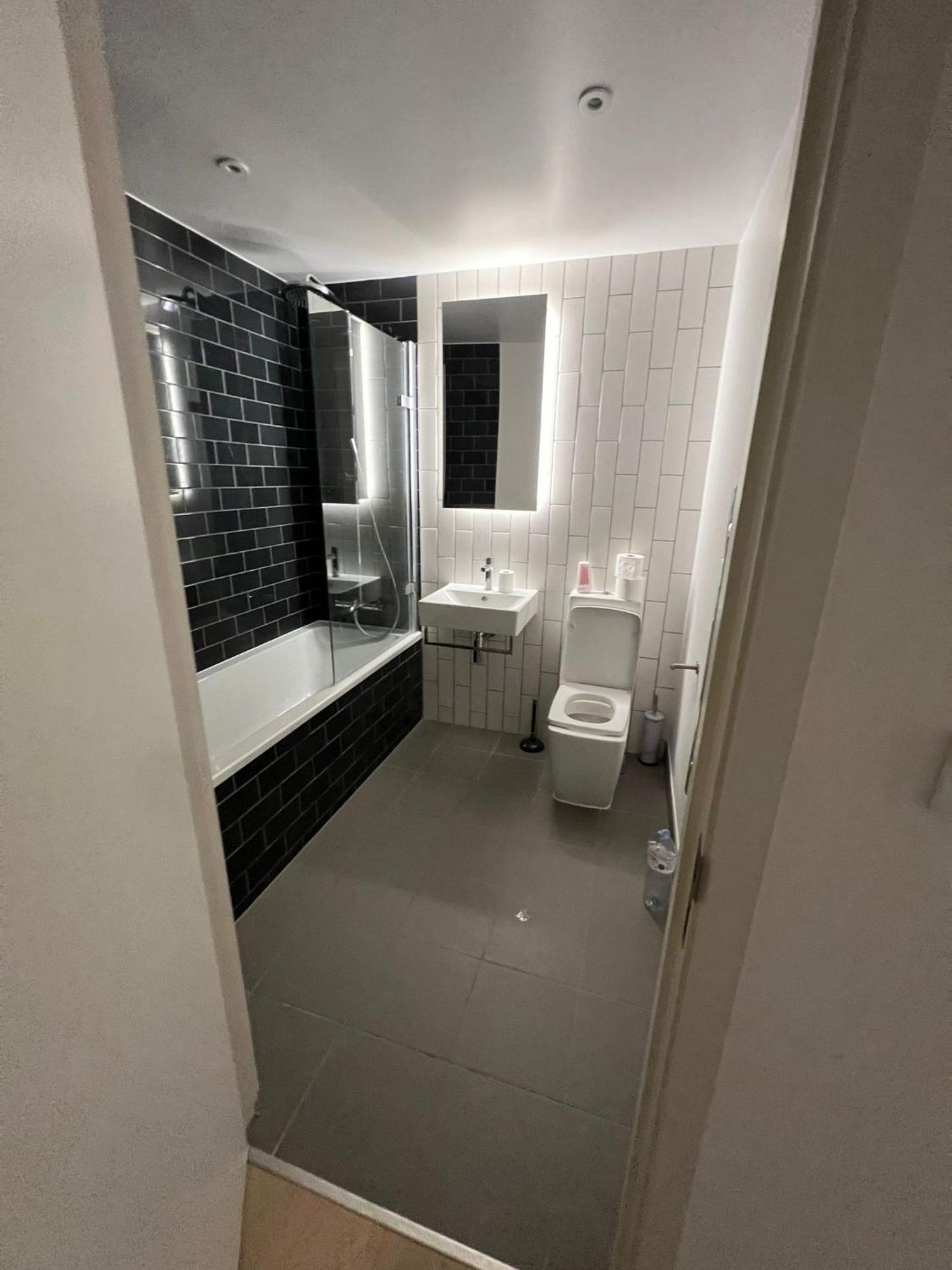 Appartamento Excel 2 Bedroom Near Aiport And O2 Arena